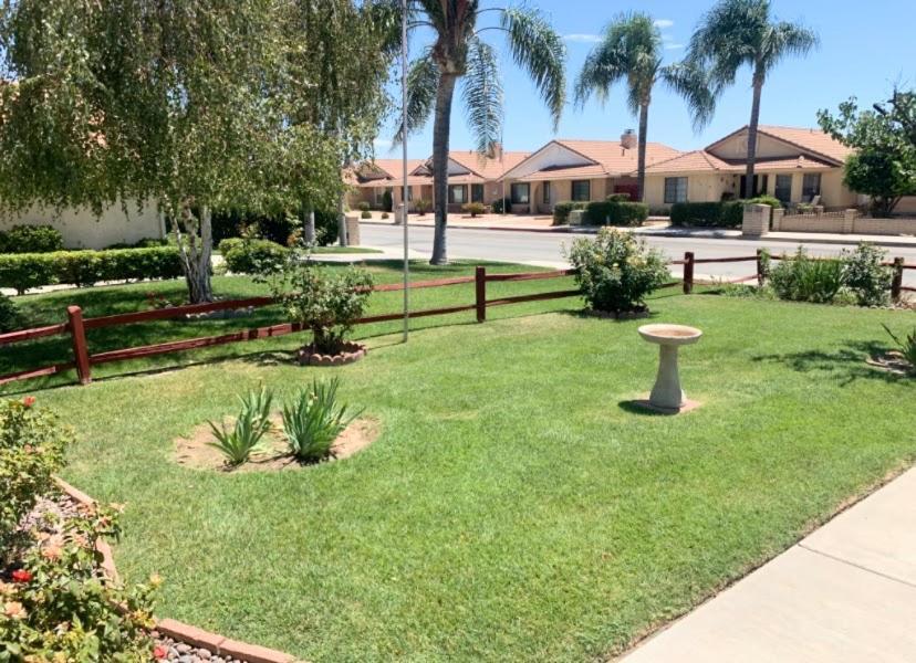 Vineyard Vista Suite With Tv And Private Bathroom Hemet Exterior photo